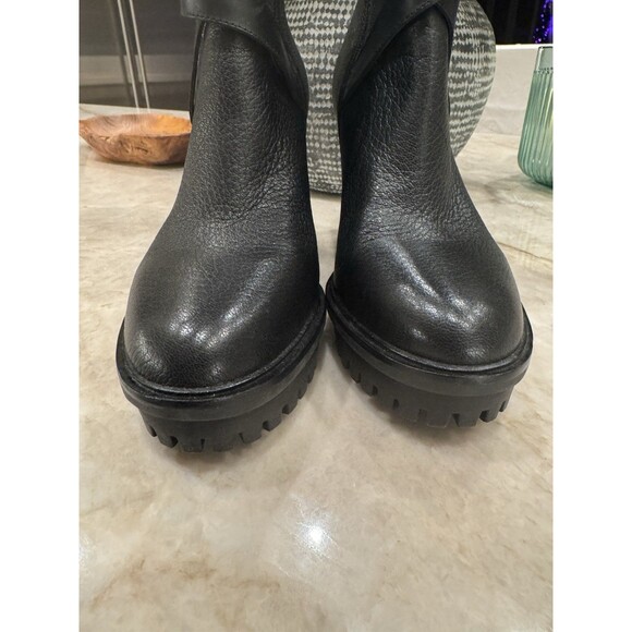 Vince Camuto Elisen Buckle Lug Sole Booties in black  10 Excellent like new - Picture 5 of 16